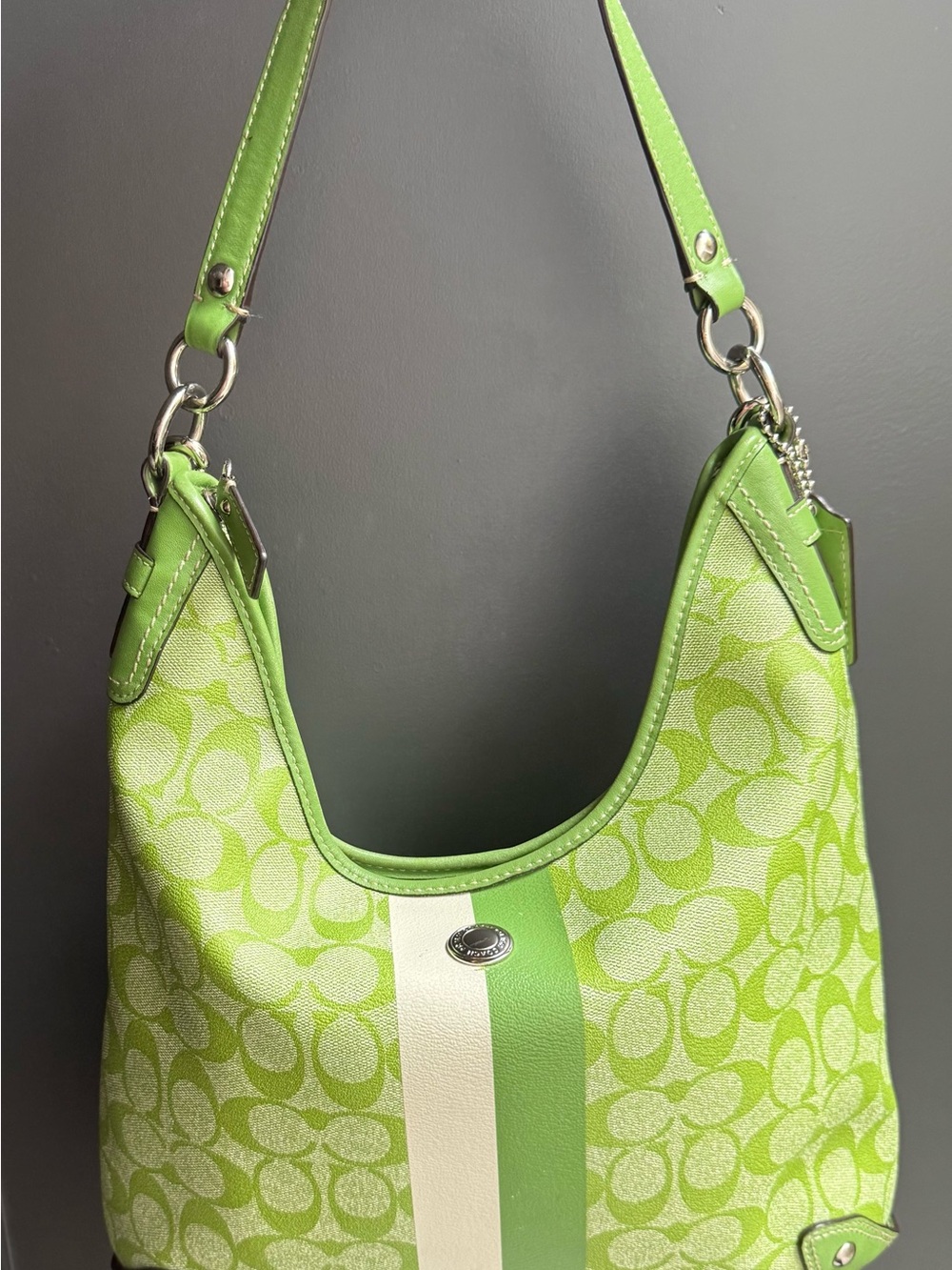 Y2K Vintage Coach Signature Stripe
Chelsea Hobo Bag F14476 Lime Green - Picture 2 of 10